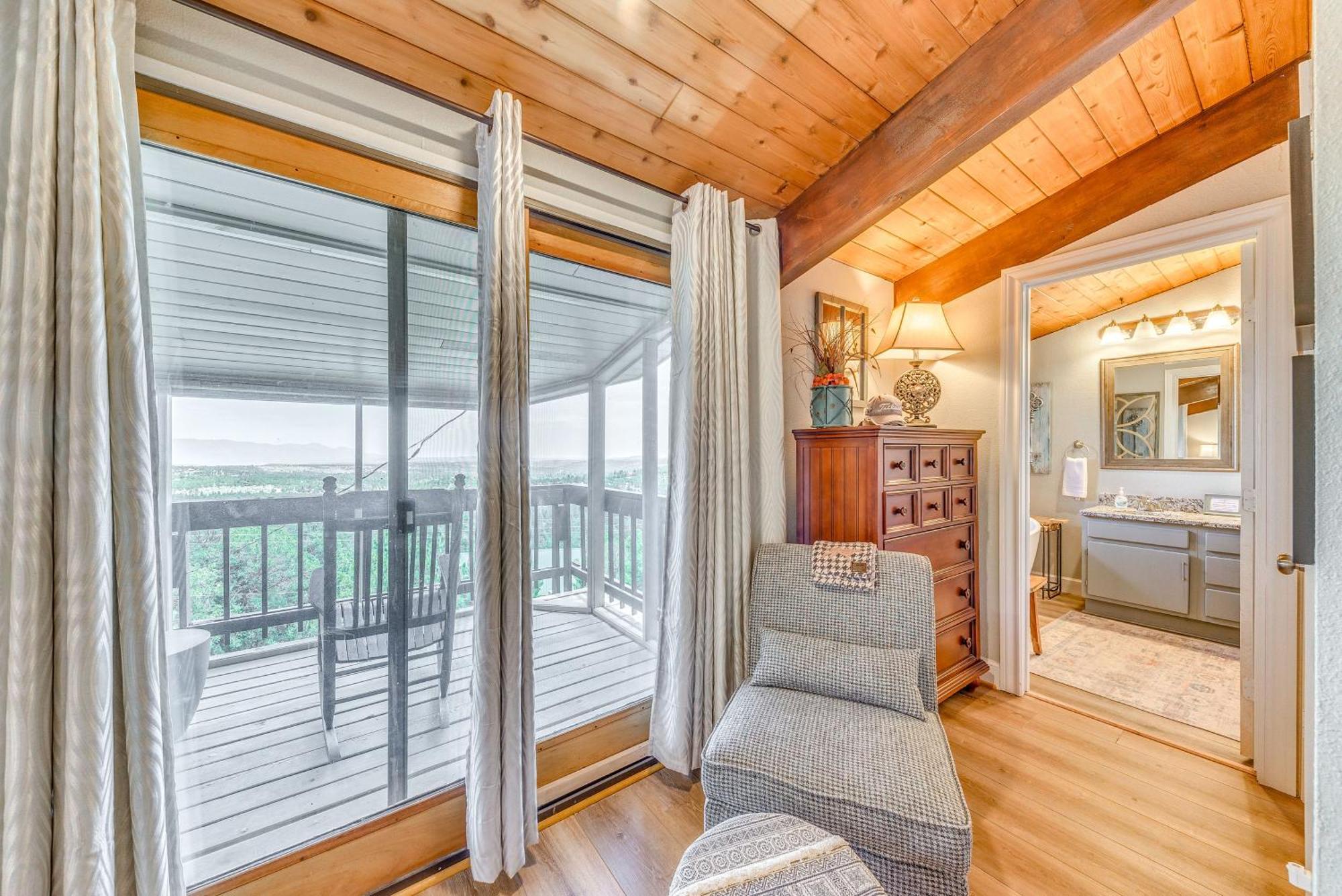 Serene Alto Cabin With Mountain Views And Fire Pit! Eksteriør billede